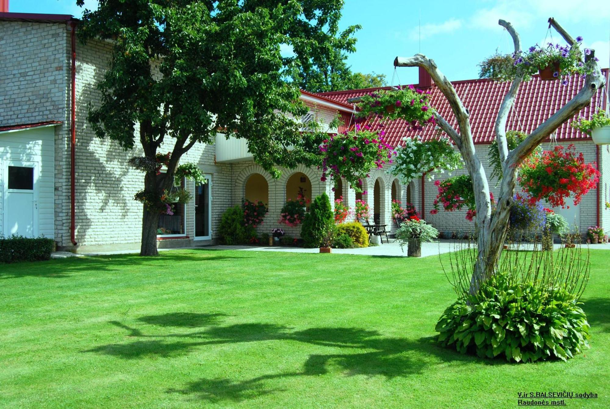 Stasio Balseviciaus Homestead Raudonė Exteriör bild
